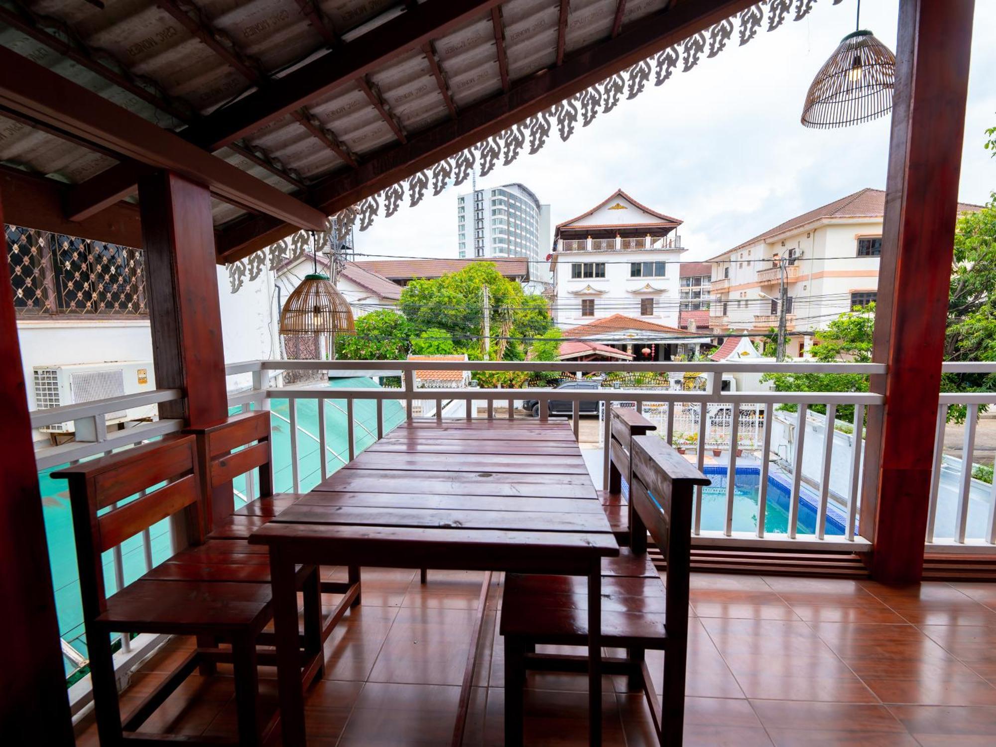 Vientiane Ruby Villa Hotel מראה חיצוני תמונה